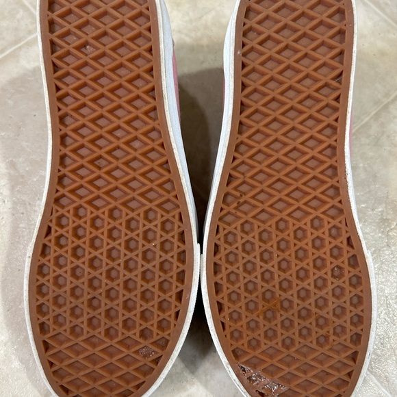 Pink Suede Vans size 7.5 - Picture 2 of 2
